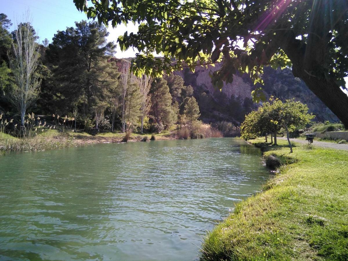 Adosado, Cerca De Valencia En Zona De Montana Y Playa Fluvial Villa Dış mekan fotoğraf